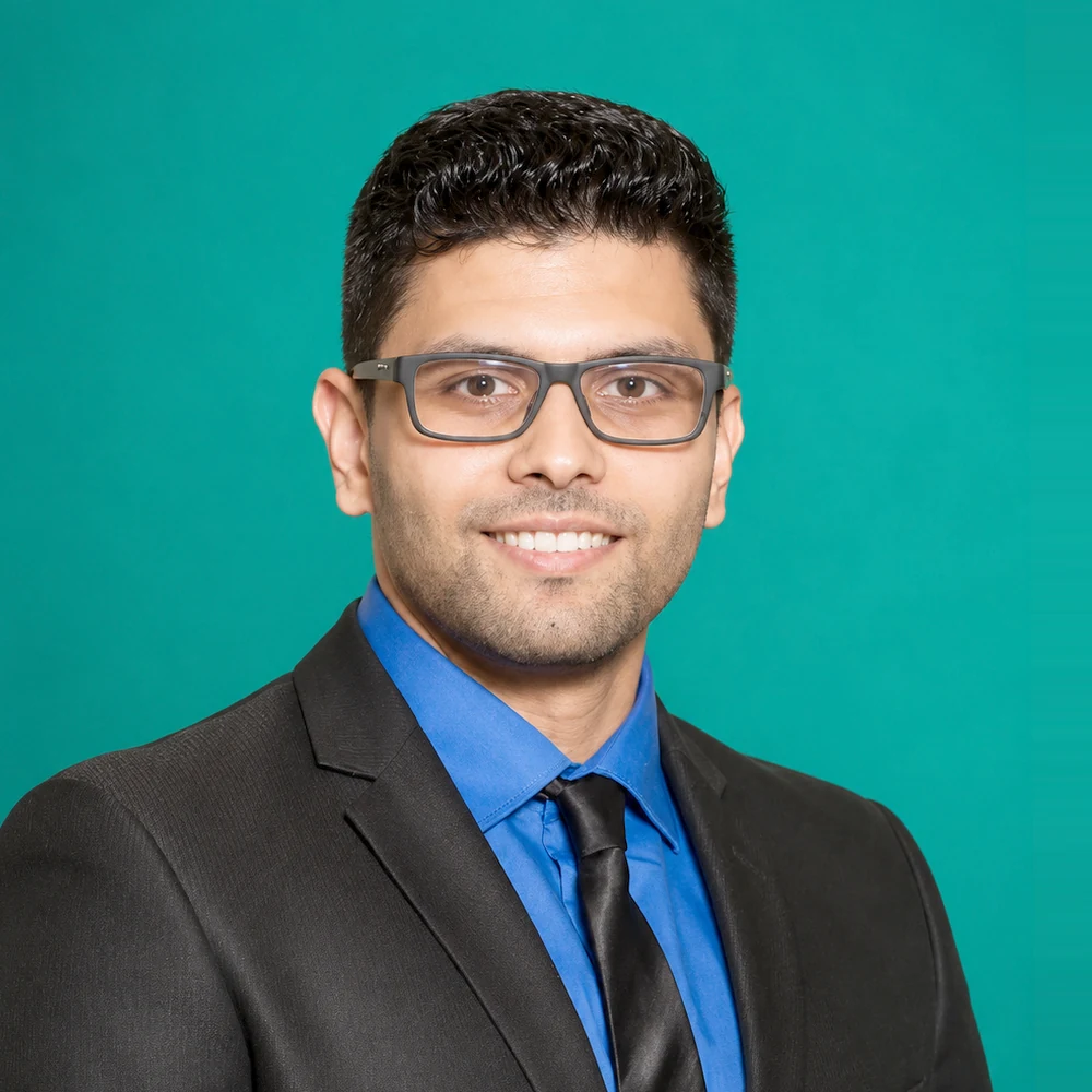 Dr. Chintan Shah, MD, CCFP Physician at UPGUYS