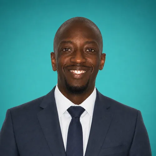 Lolu Akinseye, RPh Pharmacy Manager, West Pharmacist at UPGUYS