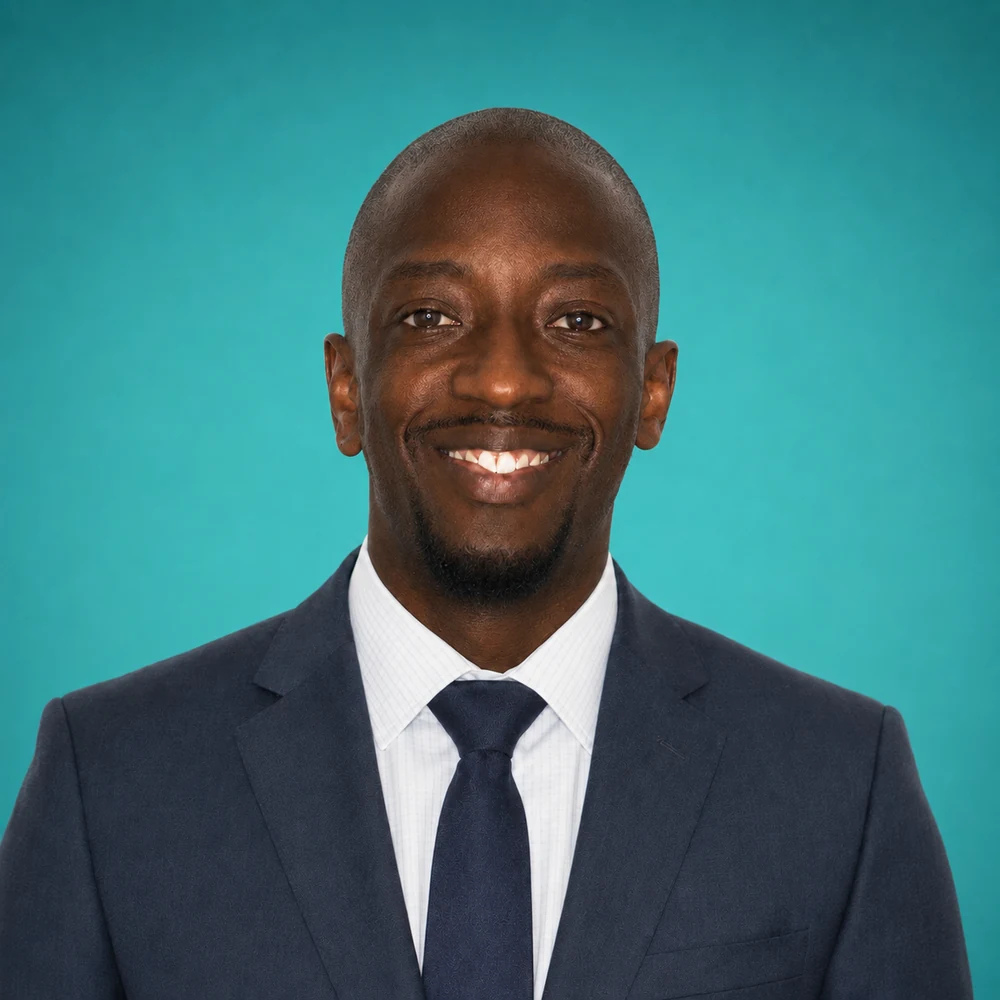 Lolu Akinseye, RPh Pharmacy Manager, West Pharmacist at UPGUYS